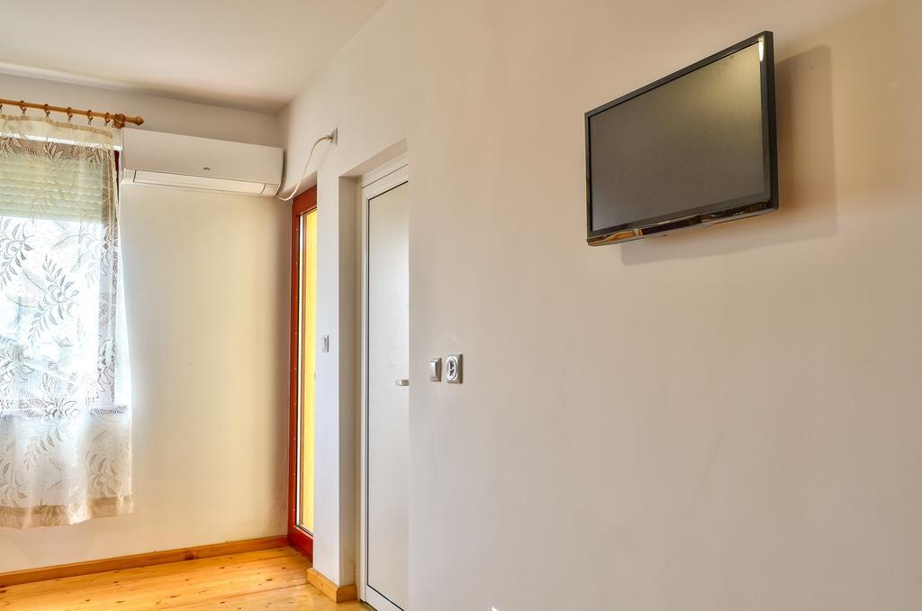 Guest House Joji Sapareva Banja Rom bilde